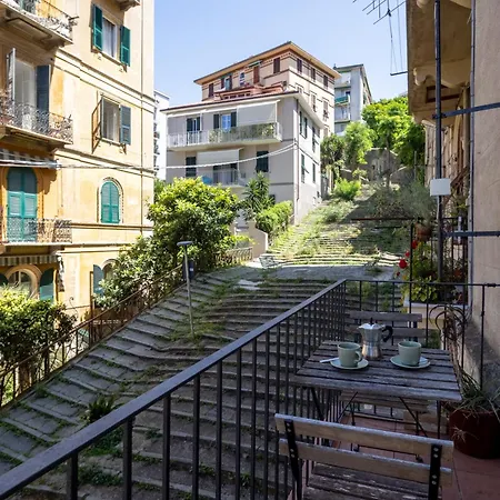 C-44 Historic Stairway Authentic Charming With Aircon In Historic Building Up To 6ppl Newly Renovated Daire