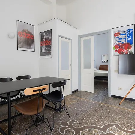 Apartamento C44 Historic Stairway Authentic Charming With Aircon In Historic Building Up To 6ppl Newly Renovated La Spezia