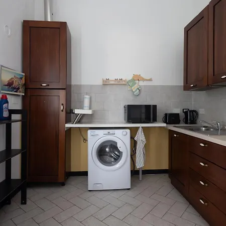 Apartmán C-44 Historic Stairway Authentic Charming With Aircon In Historic Building Up To 6ppl Newly Renovated *