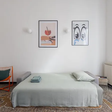 C44 Historic Stairway Authentic Charming With Aircon In Historic Building Up To 6ppl Newly Renovated * La Spezia