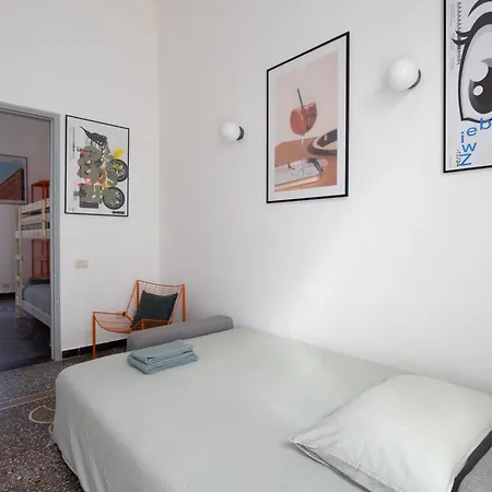Apartamento C44 Historic Stairway Authentic Charming With Aircon In Historic Building Up To 6ppl Newly Renovated La Spezia